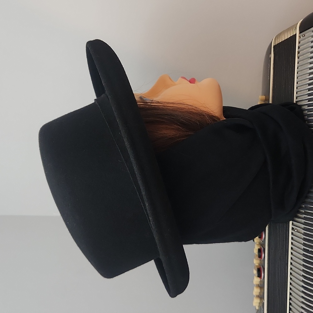 GORGEOUS VINTAGE BOLLMAN BLACK 100% WOOL BOWLER HAT